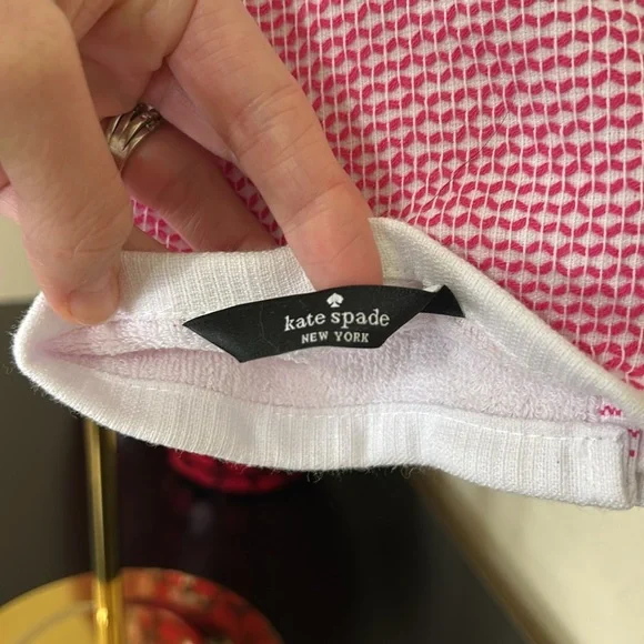 Kate Spade NWT 'Eat Cake for Breakfast' Towels - Set of 2 - Picture 4 of 6